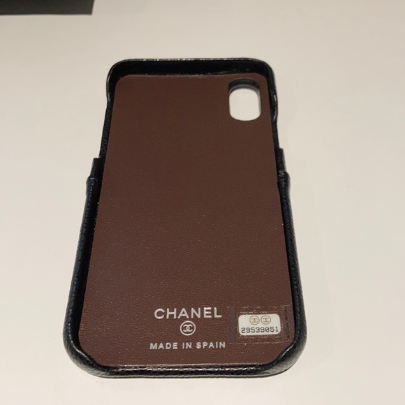 Chanel iPhone 11 Case - Picture 3 of 4